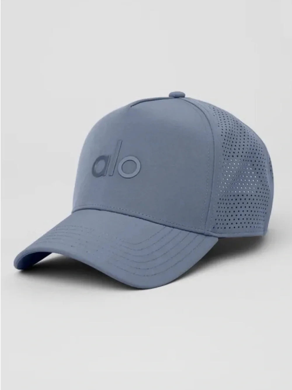 ALO Yoga NWT District trucker hat. Bluestone color.